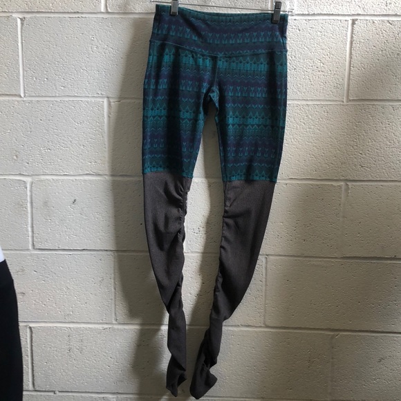 ALO Yoga Pants - Alo yoga green & gray goddess legging sz s 60901 ALO Yoga Pants - Alo yoga green & gray goddess legging sz s 60901